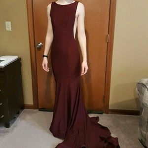Burgundy Open Back Prom Dress with Train Size 0/2